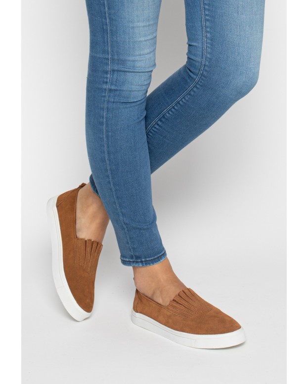 Gabi Slip-On Brown